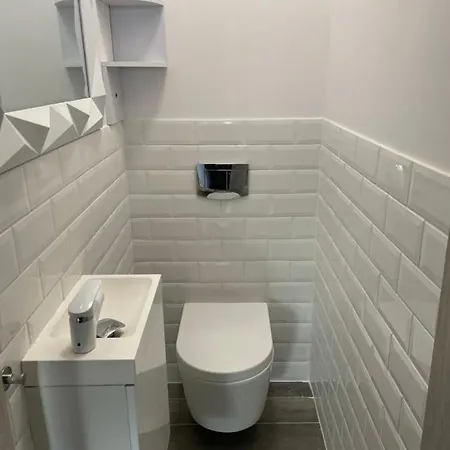 Komorniki Apartment *